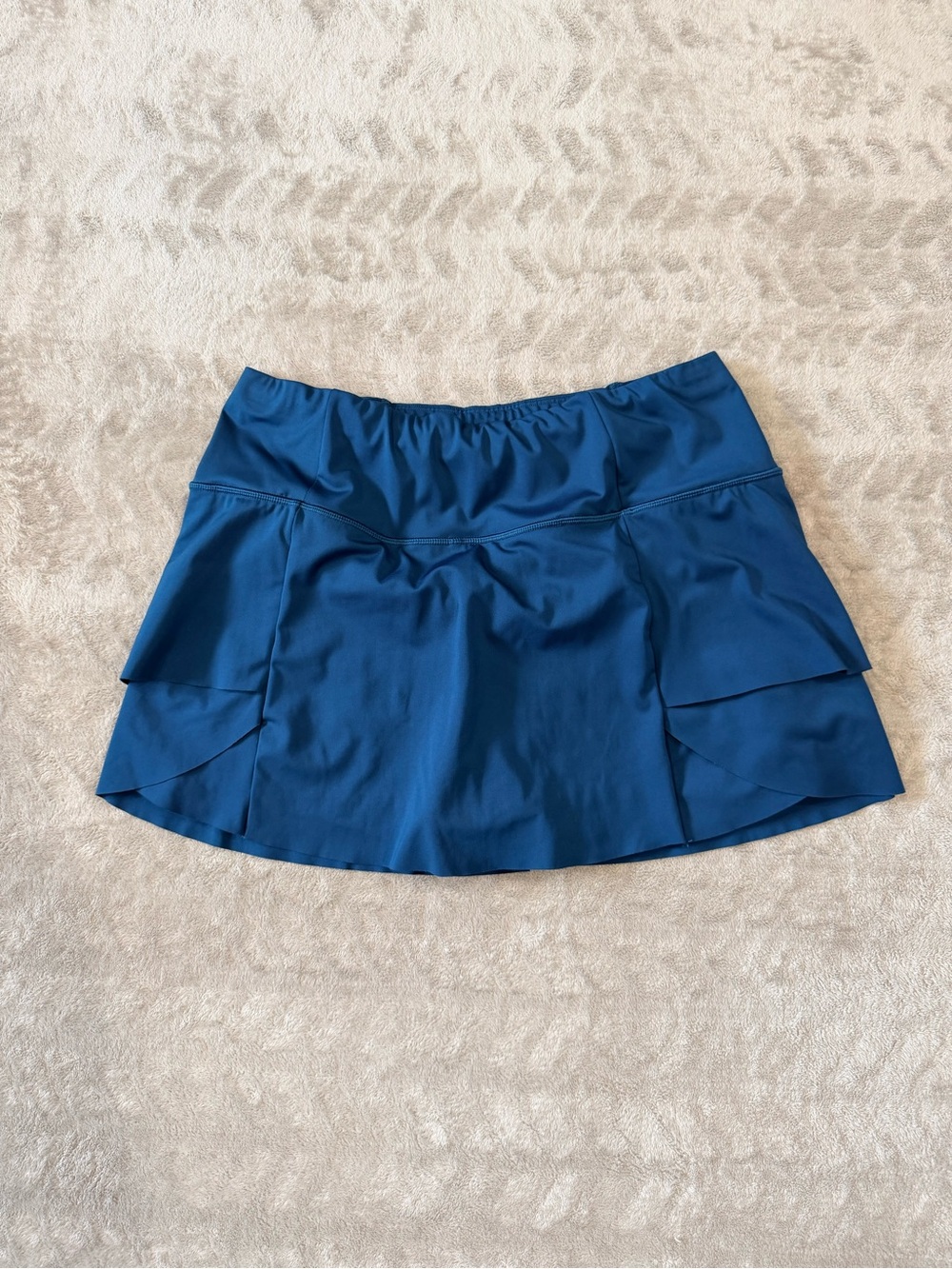 Athleta Sporty Teal Blue Tennis Tiered Athletic Skirt w Shorts Size Medium - Picture 1 of 6